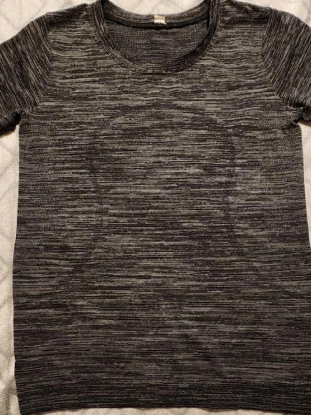 lululemon Swiftly Tech Short Sleeve Crew Black & Gray Size 4